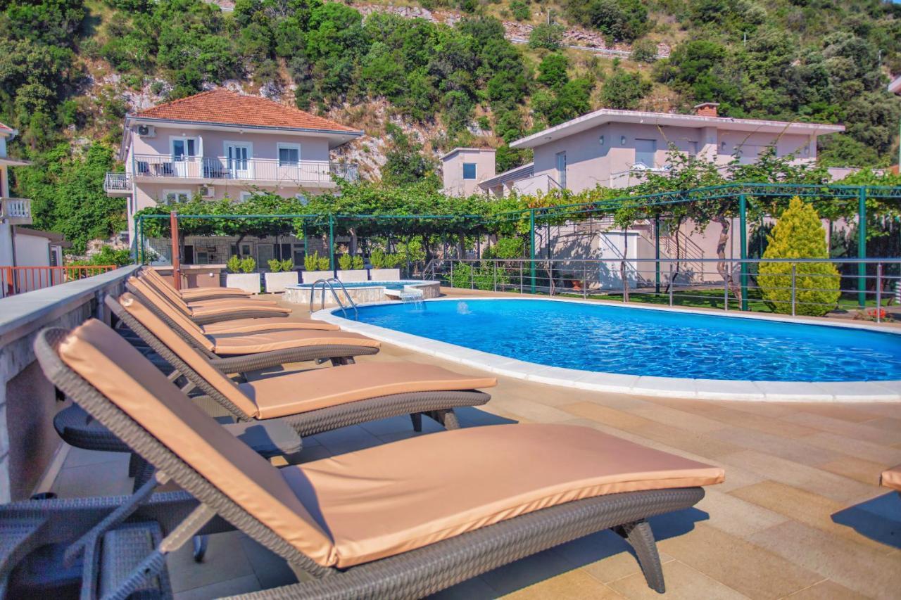 Apartments Obala - Katic Χέρτσεγκ Νόβι Εξωτερικό φωτογραφία